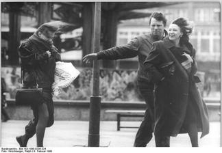 passanten-im-wind.jpg